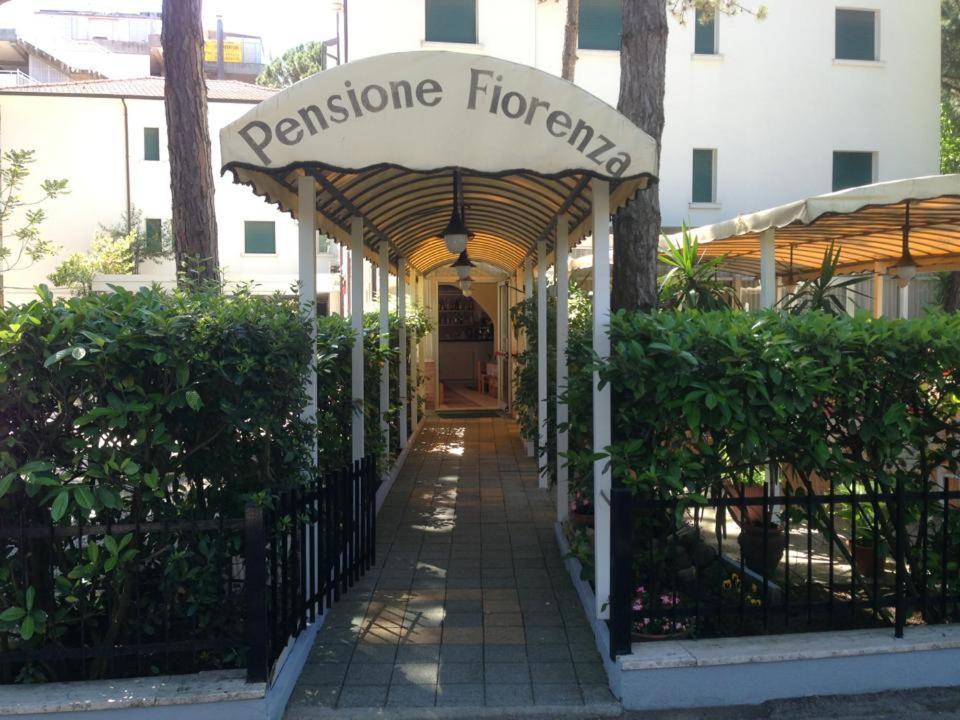 Hotel Fiorenza Milano Marittima Exterior photo